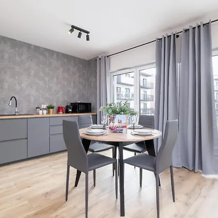 Lejlighed Beautiful Klimeckiego With Balcony By Renters *
